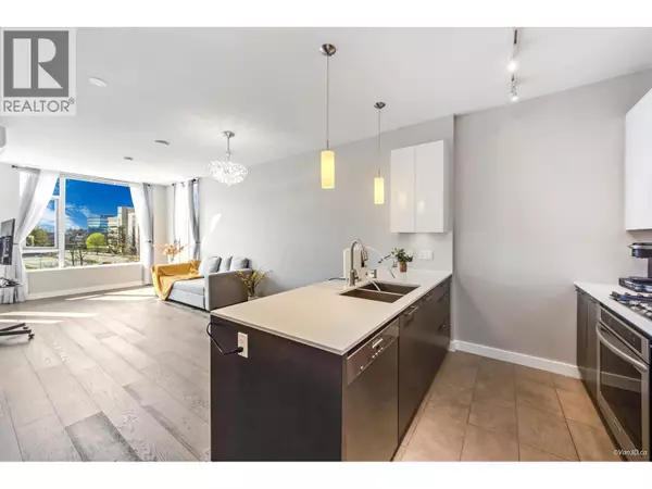 Richmond, BC V7C0A3,5511 HOLLYBRIDGE WAY #3018