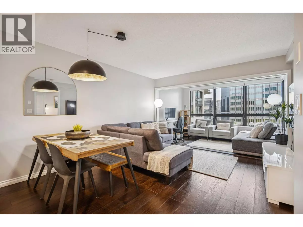 Vancouver, BC V6Z0A4,938 SMITHE ST #2205