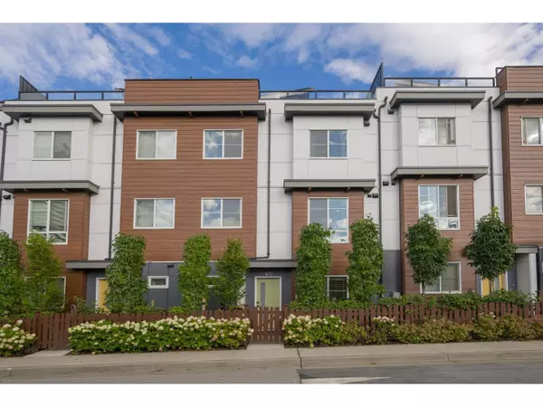 Langley, BC V2Y3R3,20155 84 AVE #40