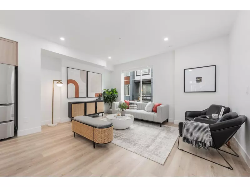 20763 76 AVE #43, Langley, BC V2Y3N8