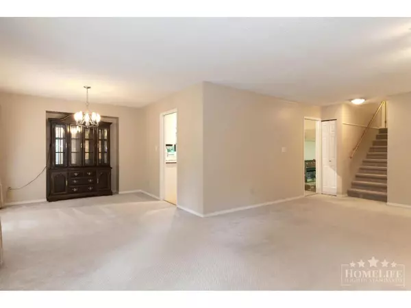 Surrey, BC V3Z9V7,2088 180 STREET