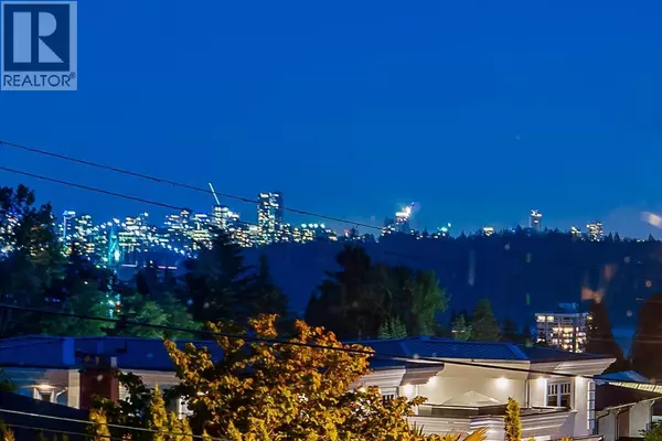 West Vancouver, BC V7V2T7,1752 OTTAWA PLACE