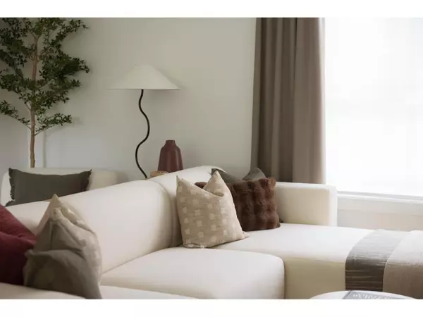 Langley, BC V2Y1P8,6887 204A ST #4