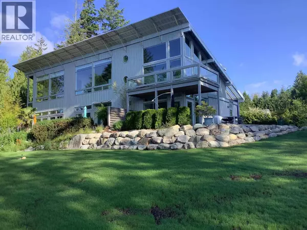 Sechelt, BC V7Z0M4,5550 NICKERSON ROAD