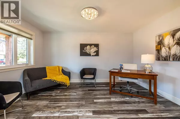 Prince George, BC V2M2G8,246 BURDEN STREET