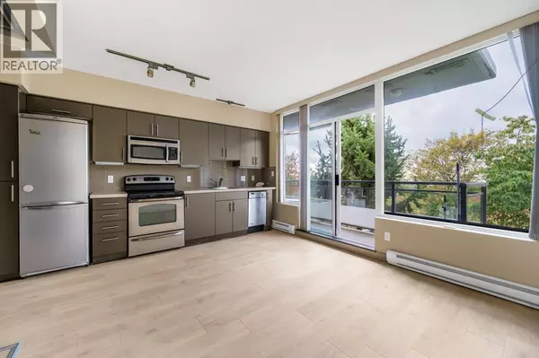 Burnaby, BC V5A0B9,9009 CORNERSTONE Mews #501