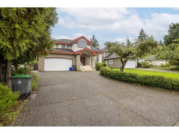 Surrey, BC V4N4S8,11028 162A STREET