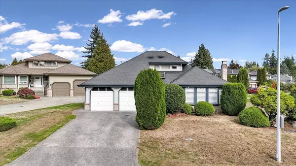 10552 WOODGLEN CLOSE, Surrey, BC V4N1V4