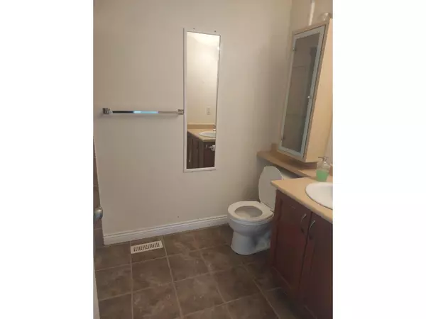 Surrey, BC V3X1T1,6116 128 ST #28