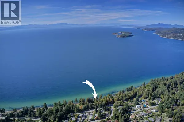 4947 SUNSHINE COAST HIGHWAY, Sechelt, BC V7Z0B6