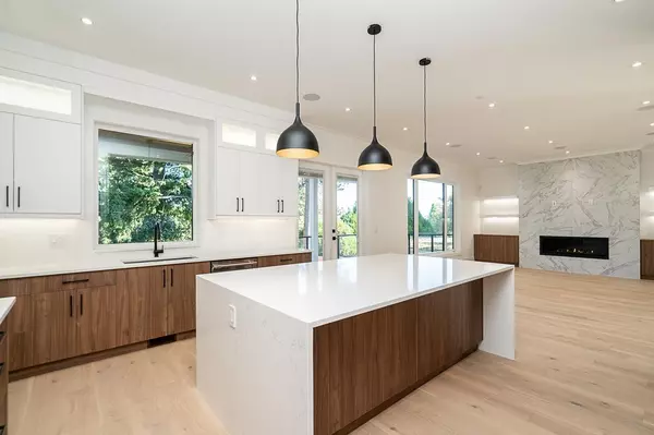 White Rock, BC V4B4S1,1232 PARKER STREET