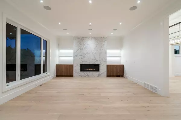 White Rock, BC V4B4S1,1232 PARKER STREET