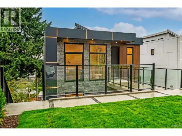 North Vancouver, BC V7L1O4,973 ADDERLEY STREET