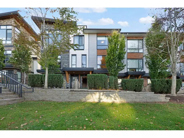 16488 64 #90, Surrey, BC V3S6X6