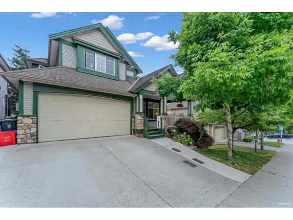 6822 196A STREET, Langley, BC V2Y3H2