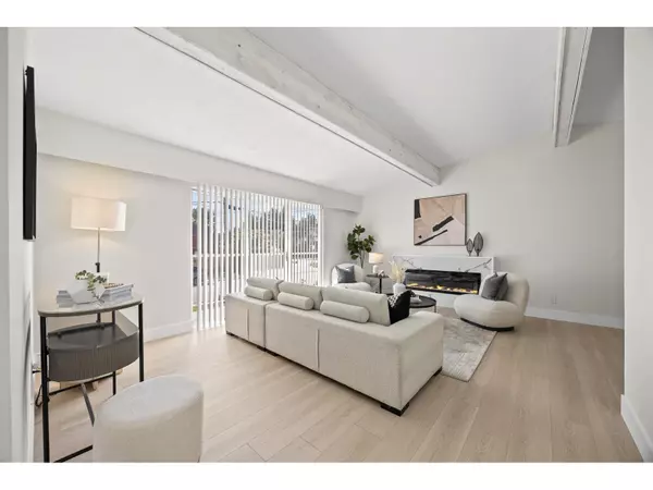 Delta, BC V4C4E4,8532 SULLIVAN PLACE