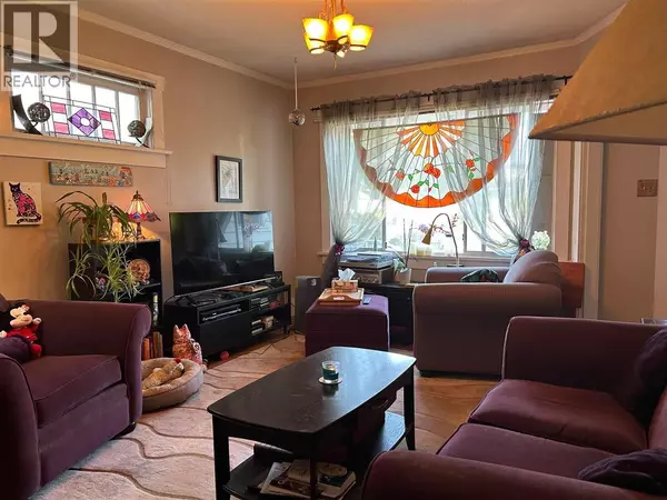 Vancouver, BC V5K1Y3,3474 FRANKLIN STREET