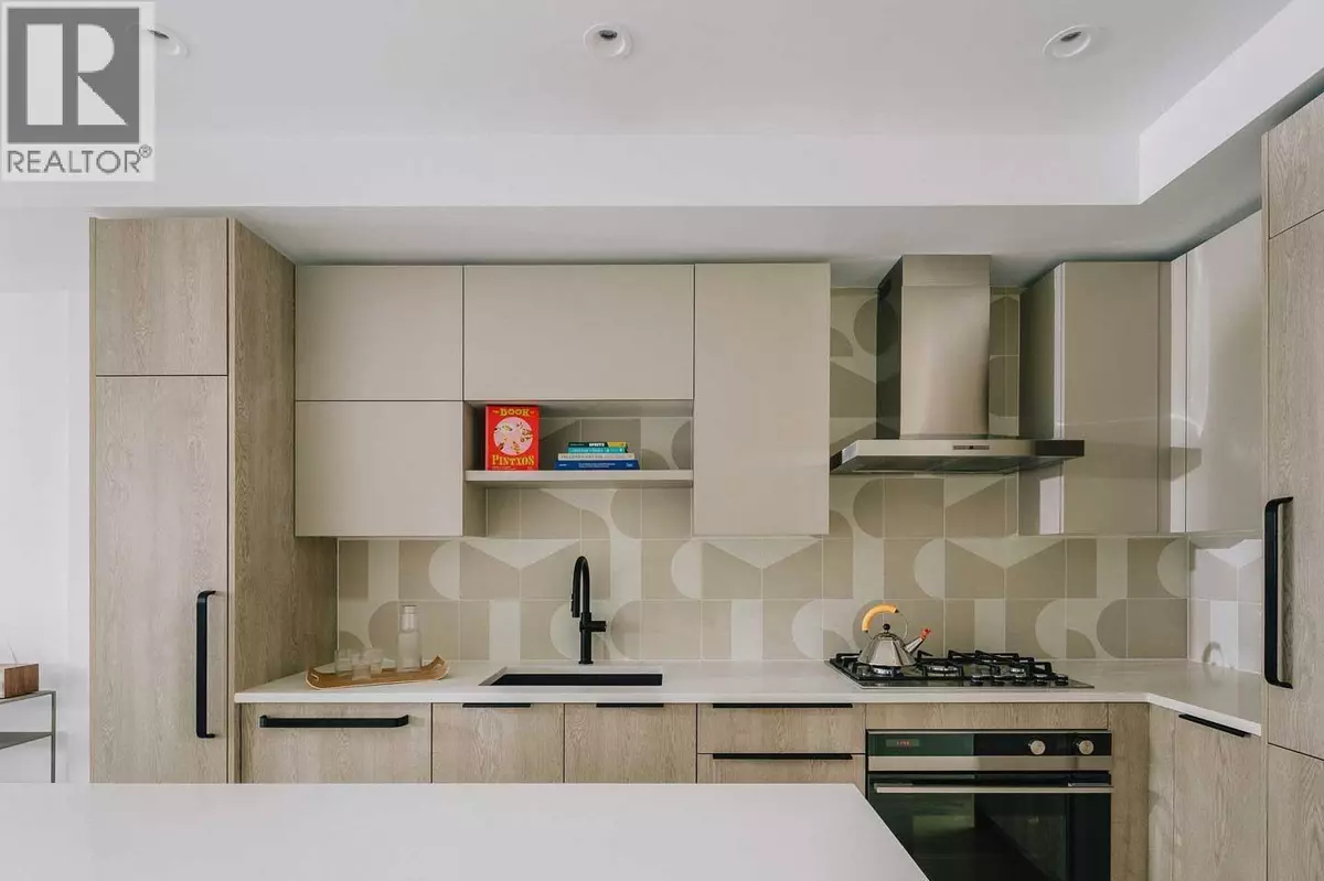 Vancouver, BC V5T0K5,322 East 15TH AVE #209