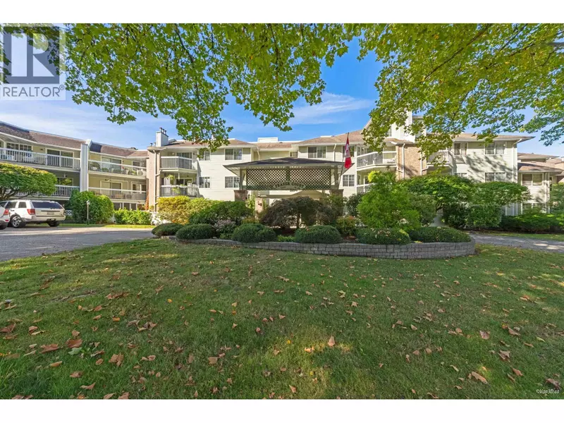 22514 116 AVE #301, Maple Ridge, BC V2X0N8