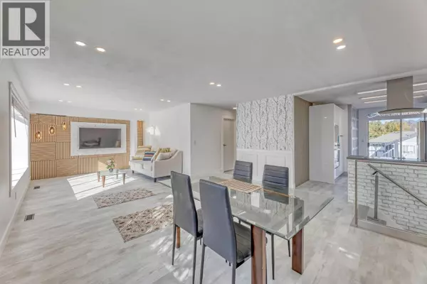 Maple Ridge, BC V2X9N8,22419 125 AVENUE