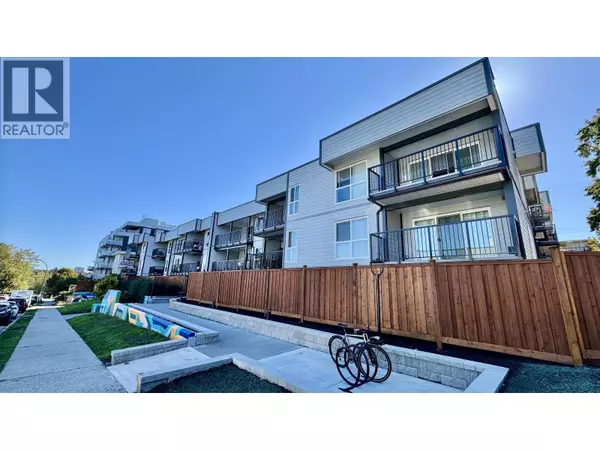 808 8TH AVE #215, Vancouver, BC V5T1T5