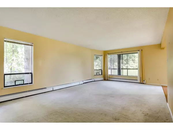 White Rock, BC V4B3Y2,1389 WINTER #201