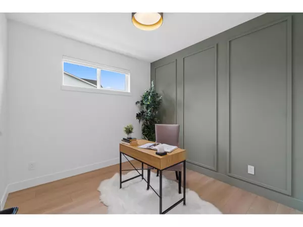 Langley, BC V2Y4K4,20993 83 AVENUE