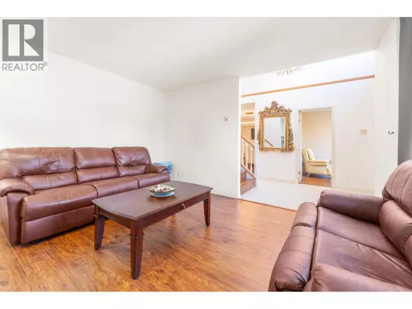 Burnaby, BC V3N4W1,8948 YARROW PLACE