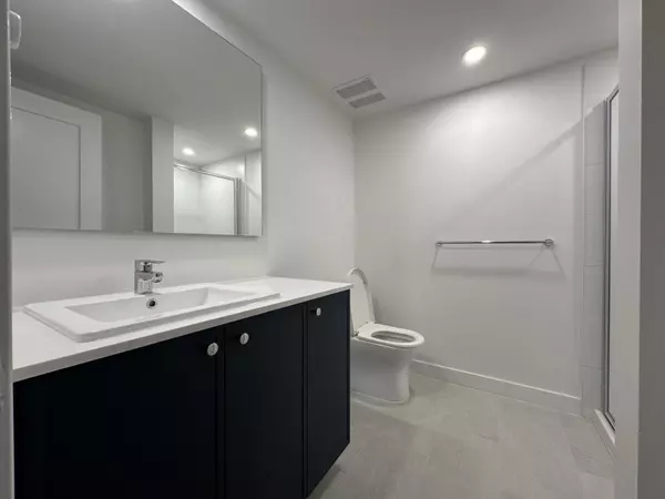 Surrey, BC V3X0L1,14151 58A AVE #77