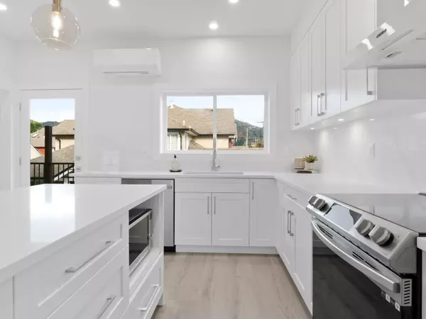 Agassiz, BC V0M1A2,1655 AGASSIZ ROSEDALE NO 9 HWY #3