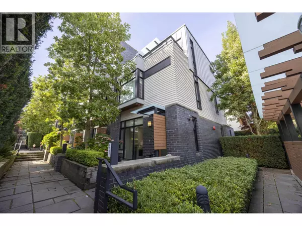 6106 OAK STREET, Vancouver, BC V6M2W2