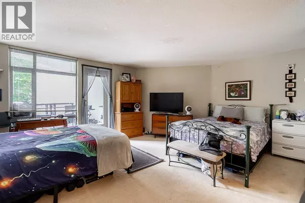 Vancouver, BC V5R6H8,3660 VANNESS AVE #211
