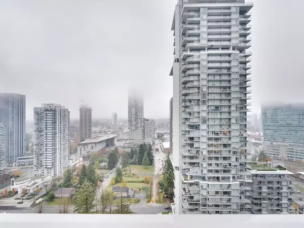 13308 CENTRAL #2311, Surrey, BC V3T0M4