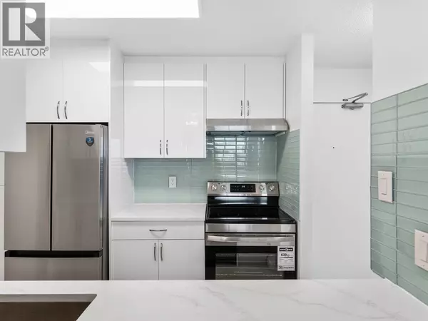 Richmond, BC V7C5C3,7100 GILBERT RD #1107