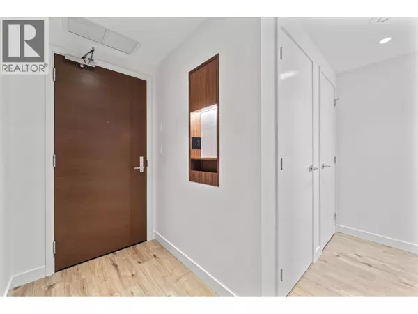 Coquitlam, BC V3J0P3,720 FARROW ST #1305