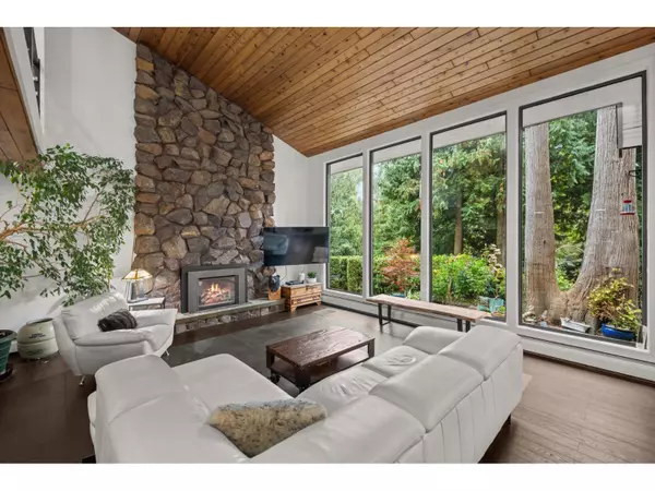 Langley, BC V2Z1B8,24411 56 AVENUE