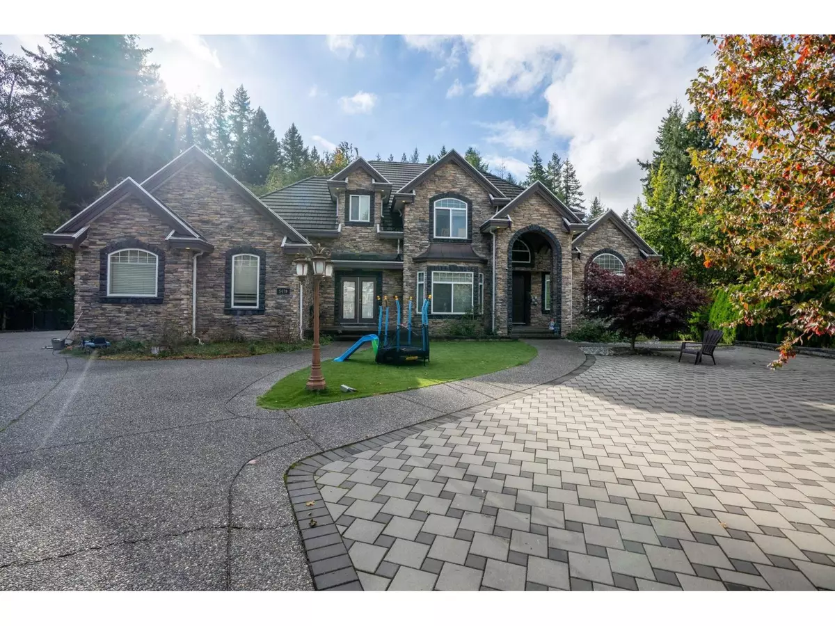 Surrey, BC V3X3T1,5479 124B STREET