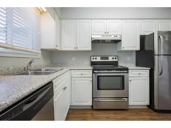 Chilliwack, BC V2P5K9,9262 CHARLES ST #5