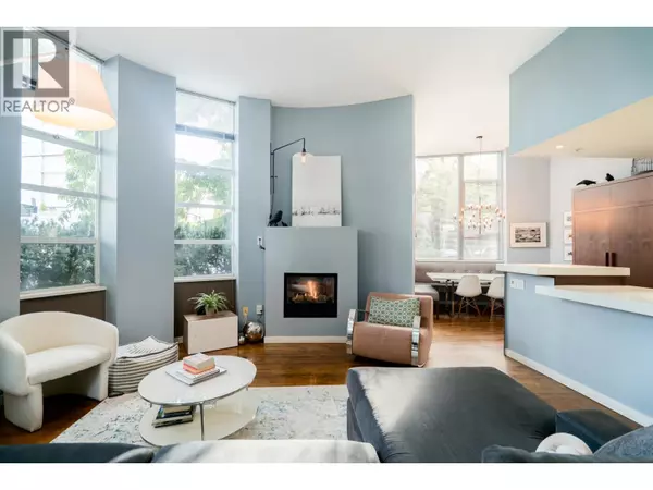 2315 ASH STREET, Vancouver, BC V5Z3C3