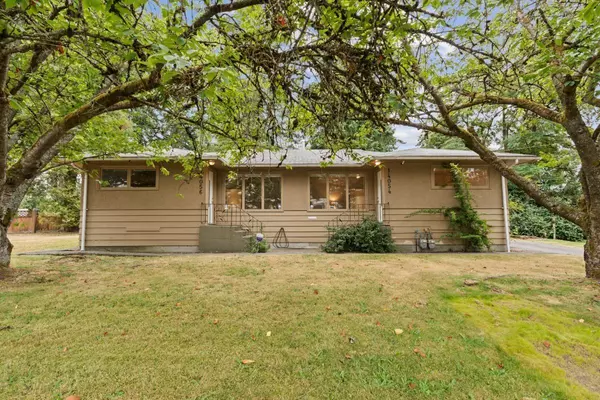 14054 ANTRIM ROAD, Surrey, BC V3R5H7