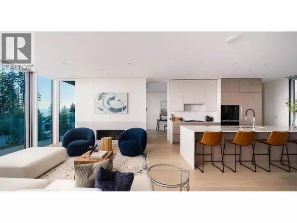 West Vancouver, BC V7S0B7,3317 CHIPPENDALE ROAD