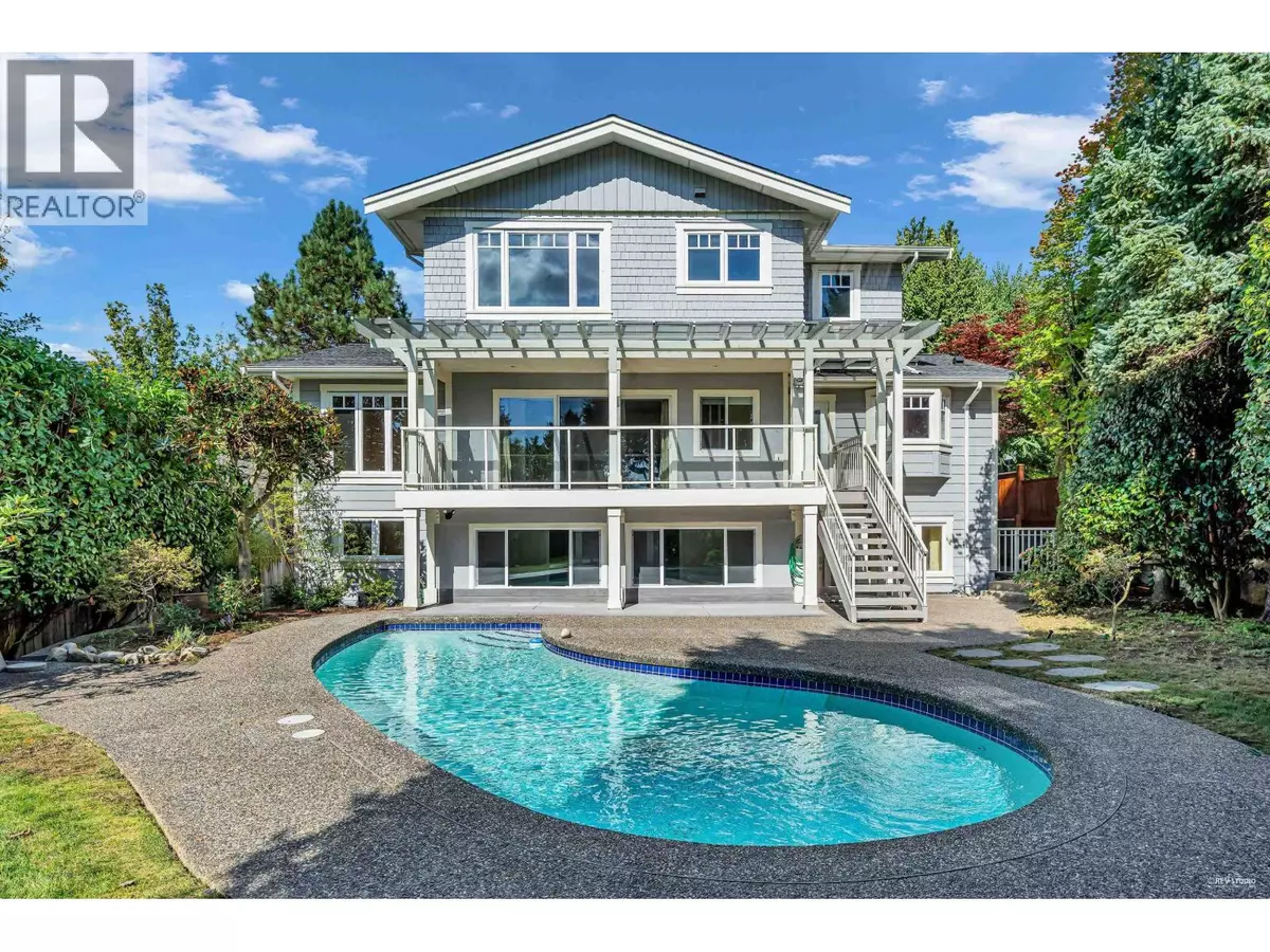 West Vancouver, BC V7T1Y5,1138 INGLEWOOD AVENUE