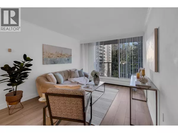 North Vancouver, BC V7P3G8,2004 FULLERTON AVE #807