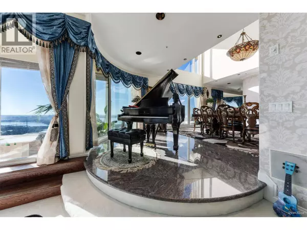 West Vancouver, BC V7S2N7,1419 CHIPPENDALE ROAD