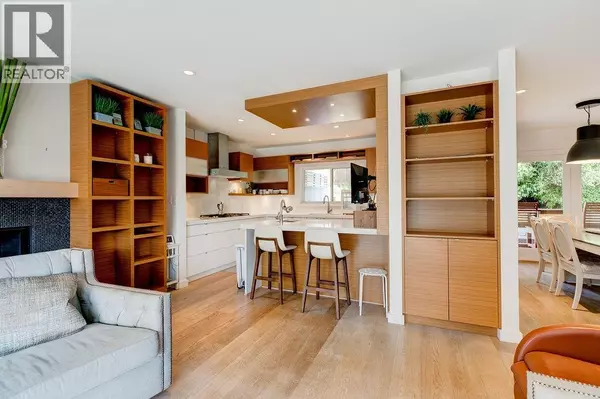 Burnaby, BC V5J3C4,5691 KEITH STREET