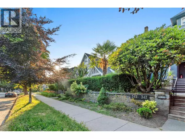 345 W 13TH AVENUE, Vancouver, BC V5Y1W2