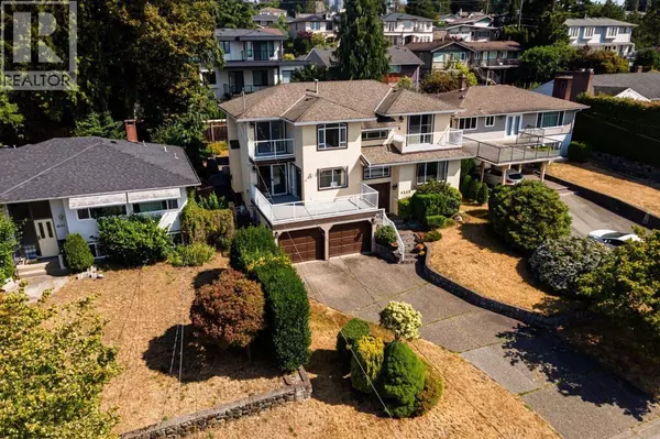 Burnaby, BC V5J2P1,4549 PORTLAND STREET