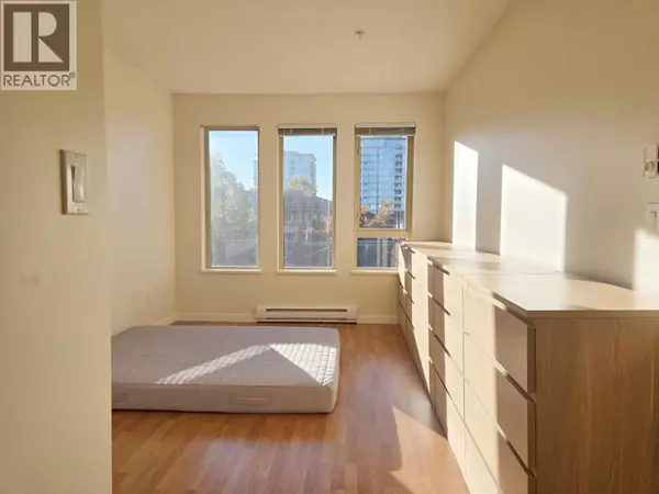 Richmond, BC V6X4H9,5133 GARDEN CITY RD #1427