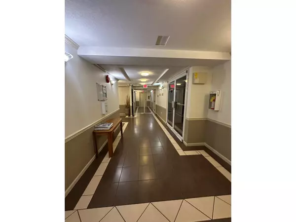 Abbotsford, BC V2S2L5,33110 GEORGE FERGUSON WAY #107