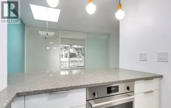 Vancouver, BC V5N1C8,1545 East 2ND AVE #303